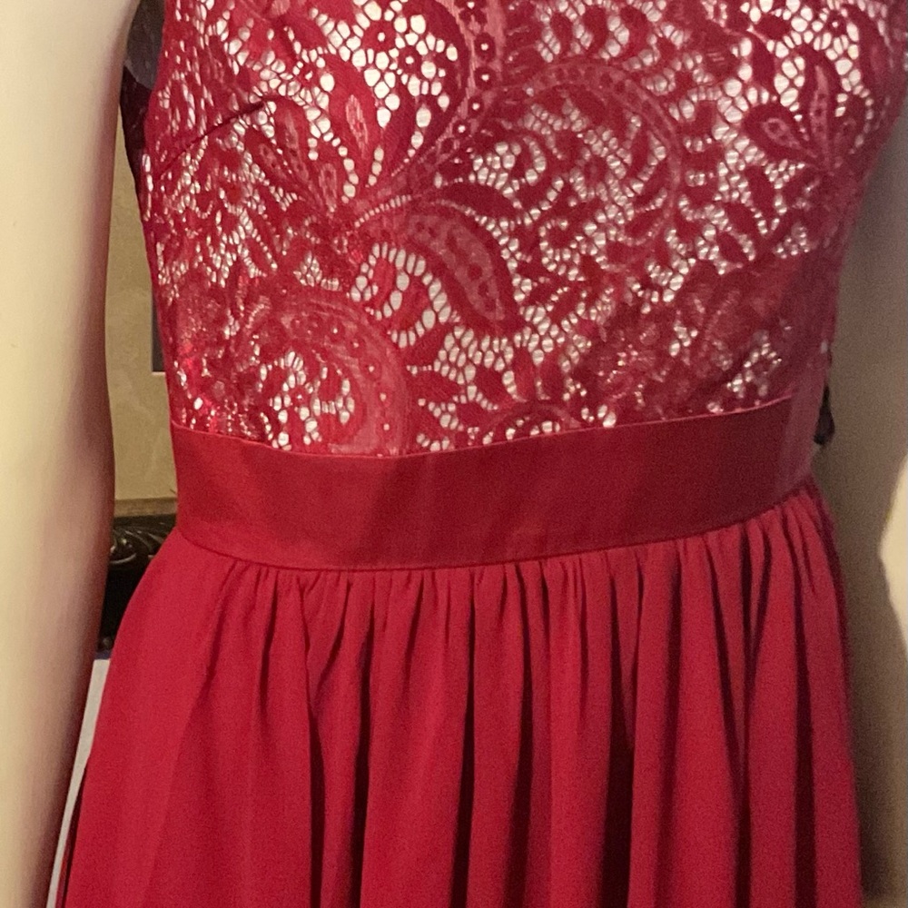 Elegant Red Lace Long Sleeve Dress